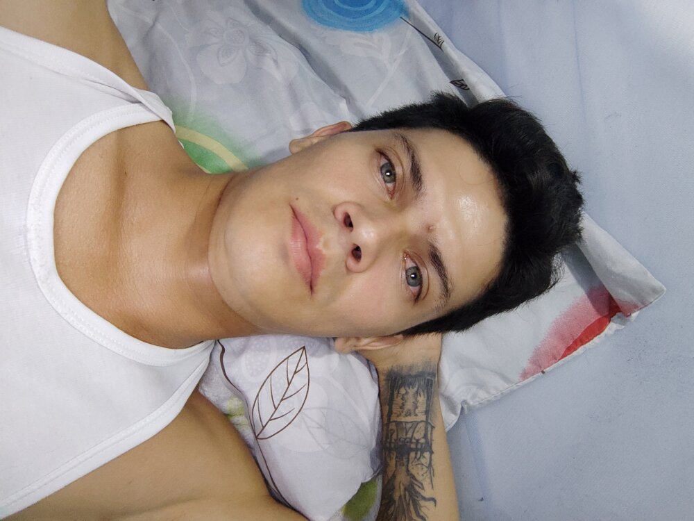 difegucu21's Offline XXX Chat