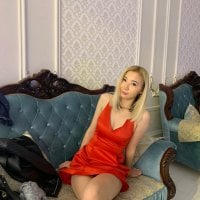 lia_boom's Offline Chat Room