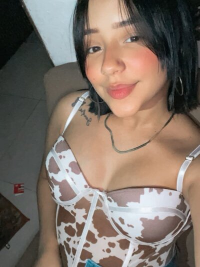 Becca_hill_ Live Cam on StripChat