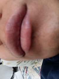 SherlinePetite Offline Chatrum