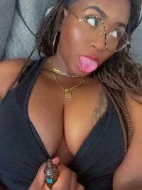Airis_lovless' Offline Chat Room