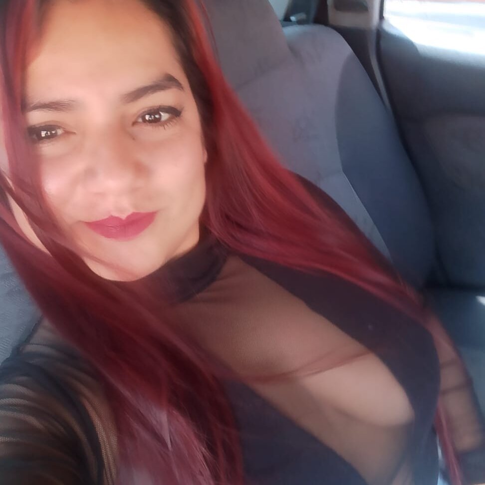 busty_petite profile