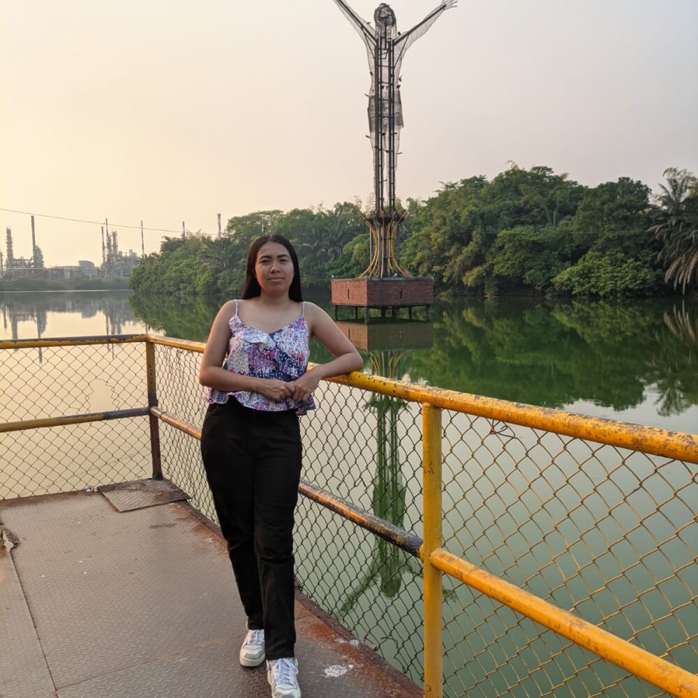 Ellie_Jonnes profile
