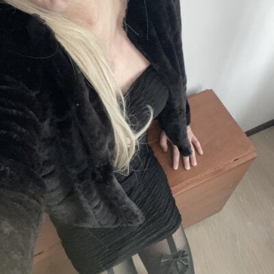 sissybarbyboy profile