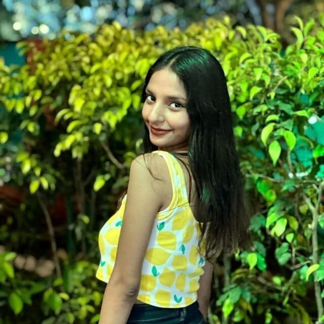 CUTE_GIRLS_11's Offline XXX Chat