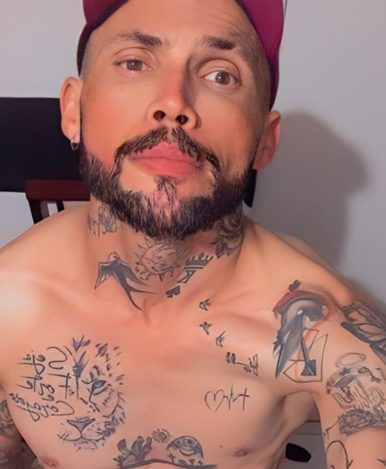 Leonpicudo profile