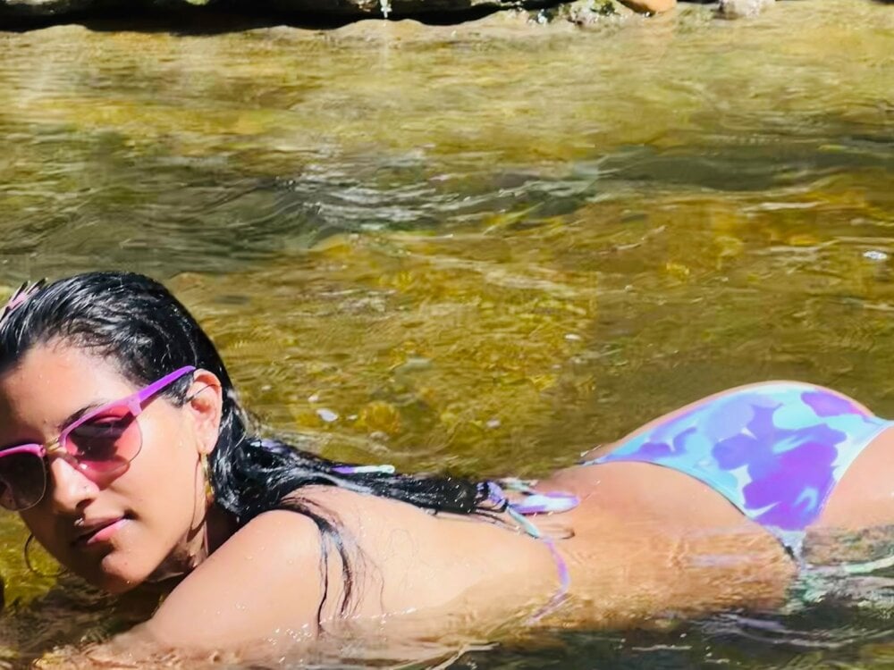 emilly_adamss profile