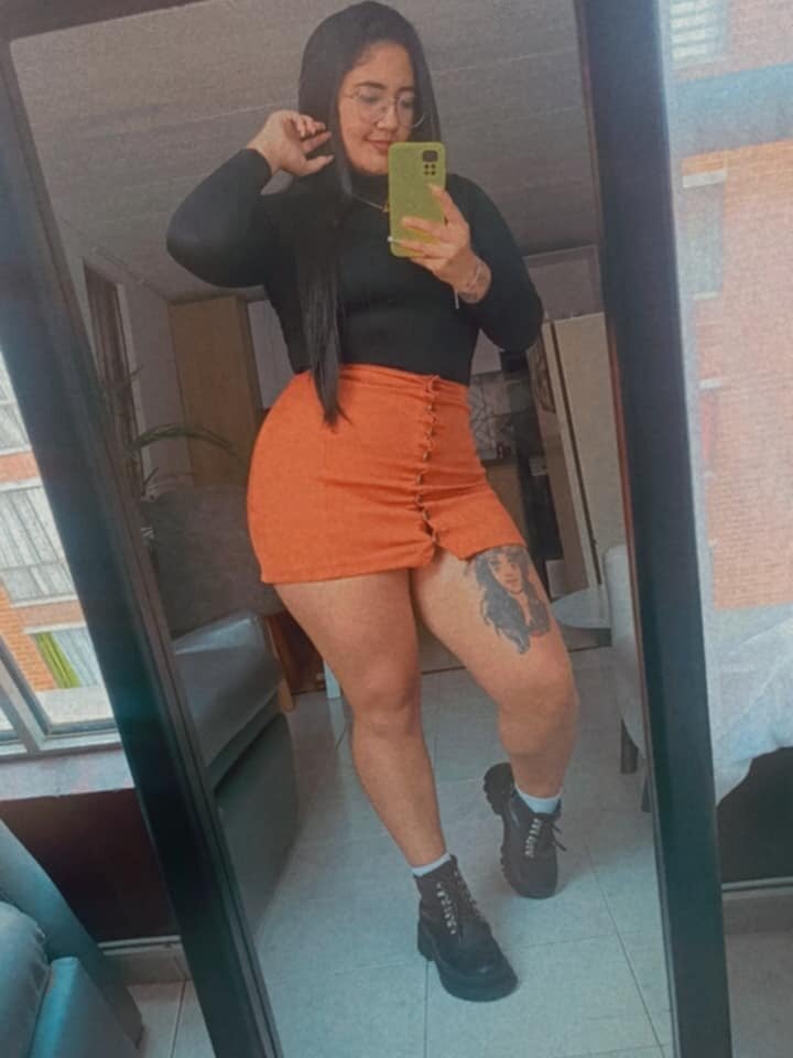 melody_roose profile