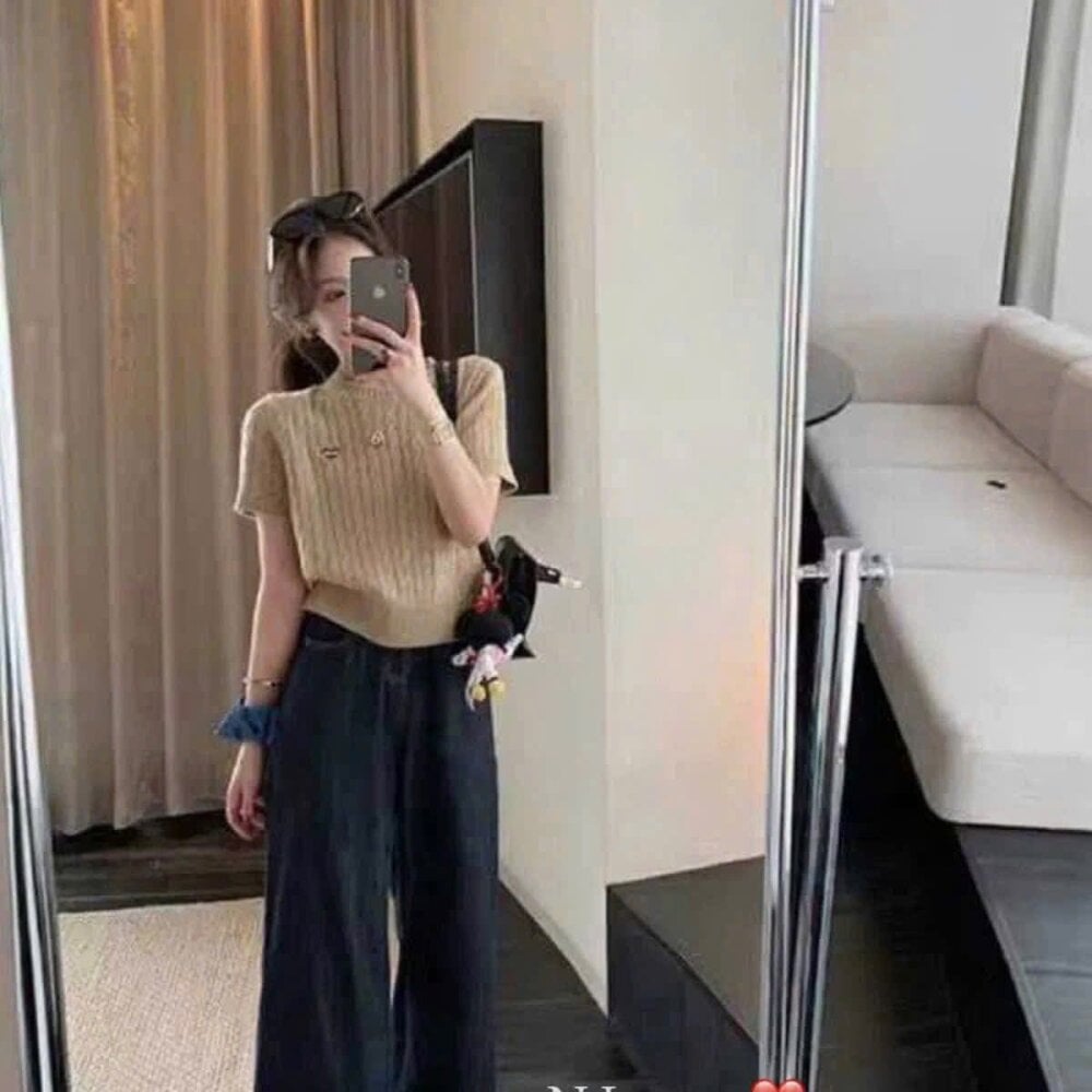 elivecams.com Naomii-i livesex profile in vietnam cams