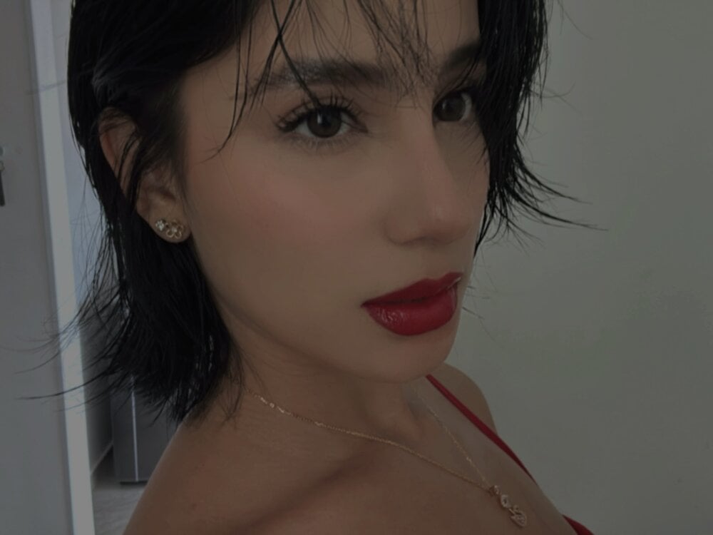 Live sex webcam photo for Ale_Lewis #290262314