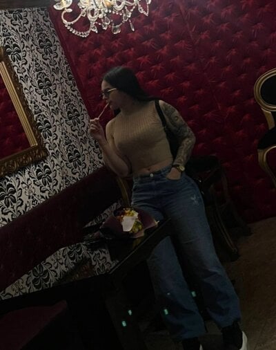 alicia_bond - colombian teens