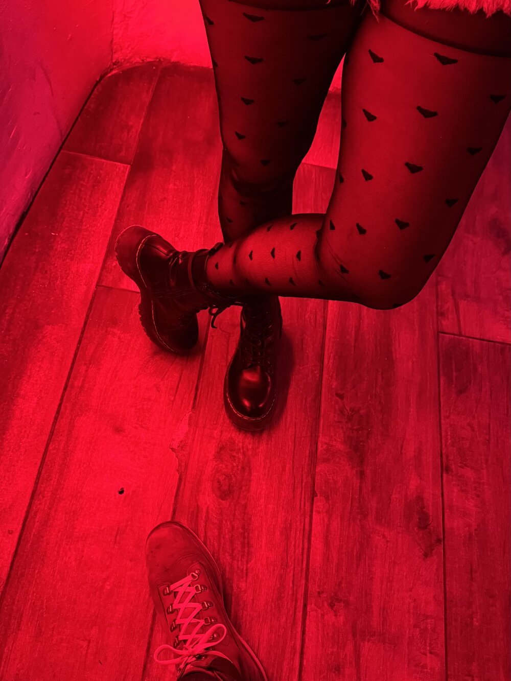 PeterPanAndTinkerBell's Offline XXX Chat