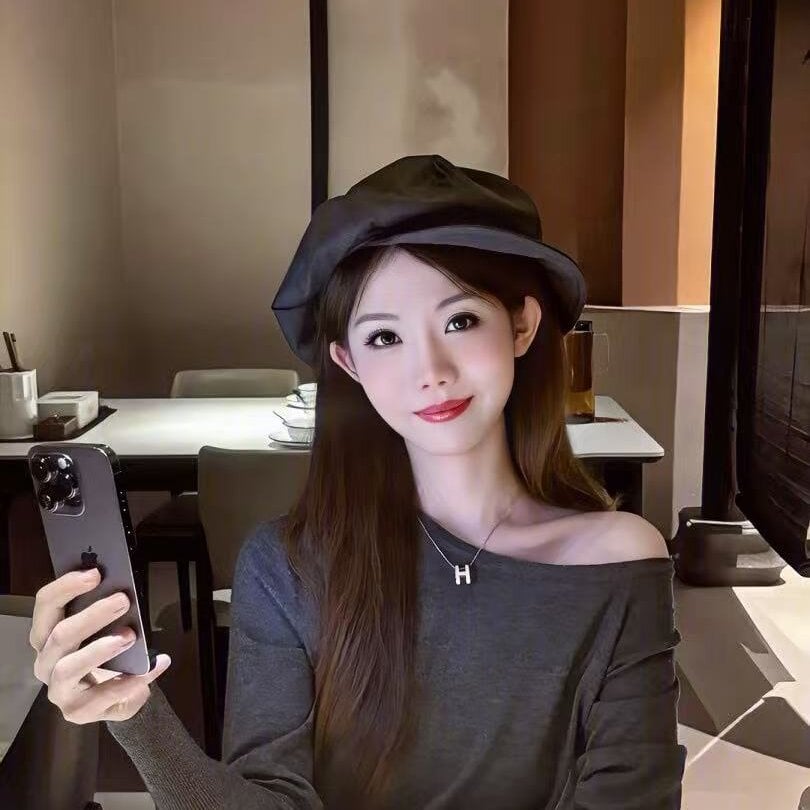 elivecams.com laura_520 livesex profile in 700-to-1400-or-2-am-to-8-am cams