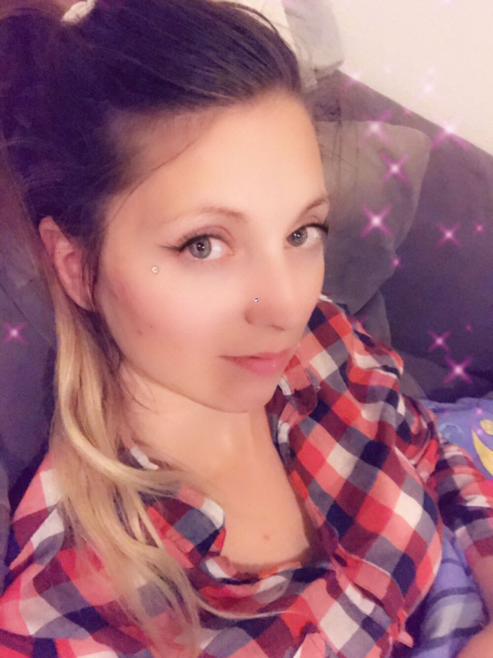 FiftyShadesOfPrincess' Offline Chat Room