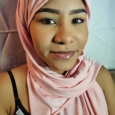 fatmaNeslisah 🐙 live stream