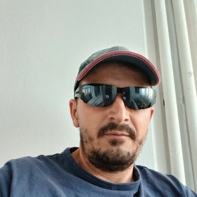 Adrian800009