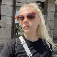 Flower_Moon's Offline Chat Room