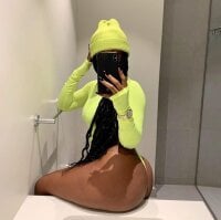 chocolateroticvixen's Offline Chat Room