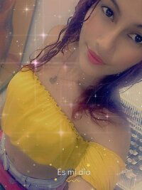 girl_perverted22's Offline XXX Chat