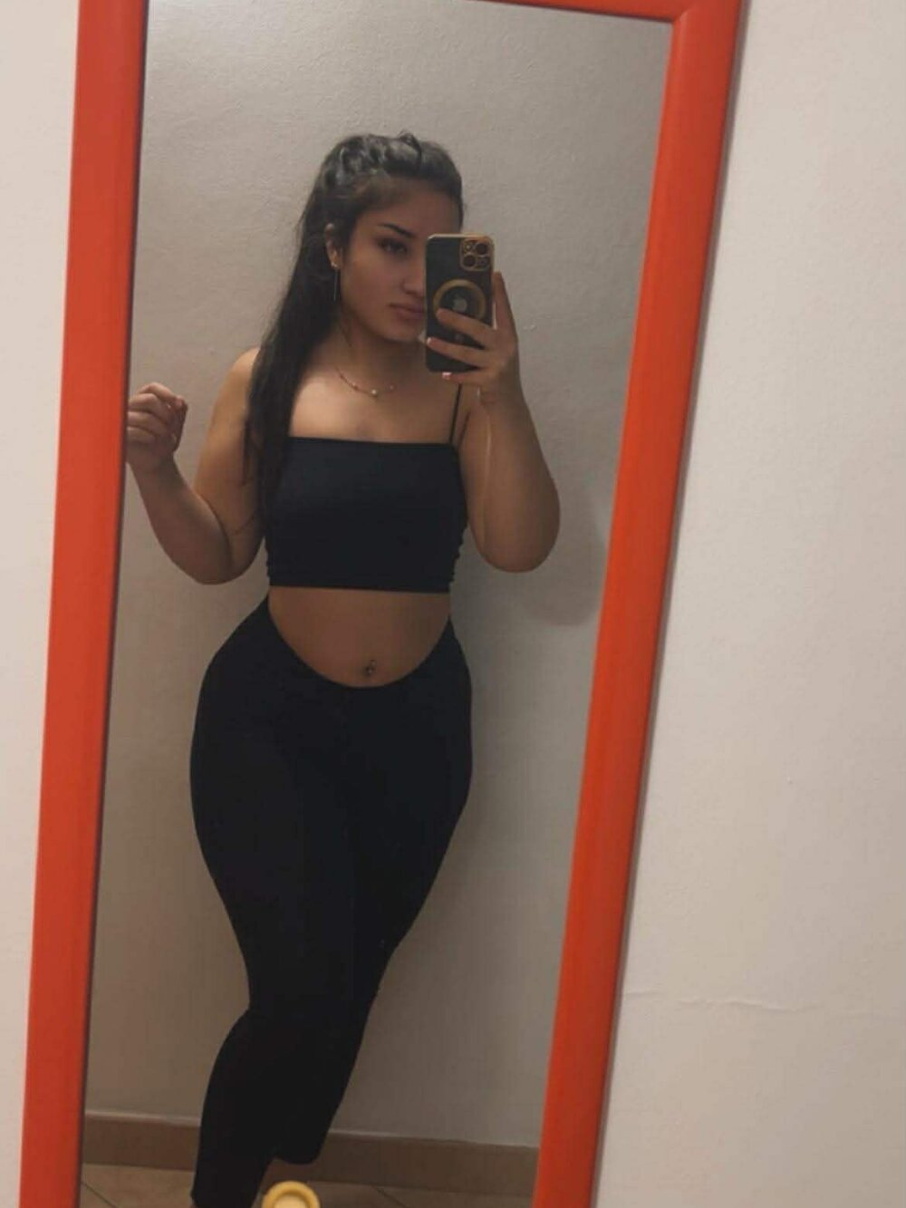 stripchat lexibeatrice webcam profile pic via iluvcams.com