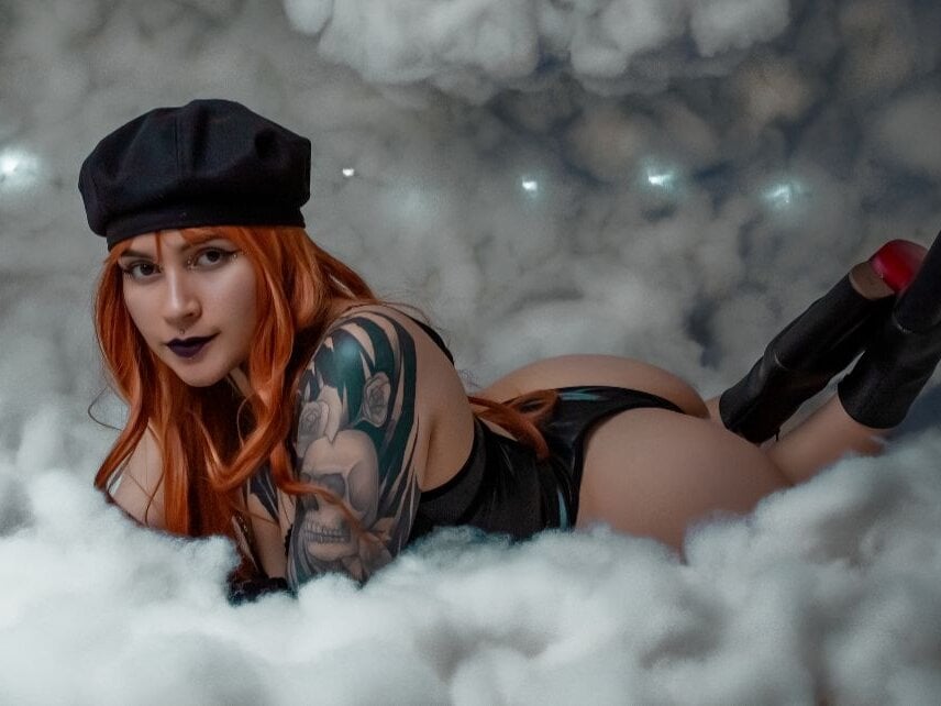 sexcityguide.com valentine_saenz livesex profile in trimmed cams