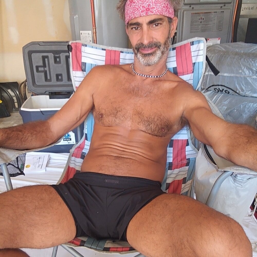 Poindexxter13's Offline XXX Chat