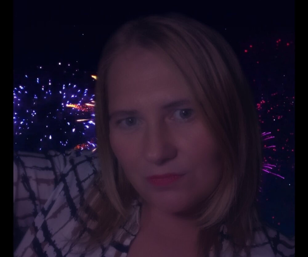 Kristina54321's Offline XXX Chat