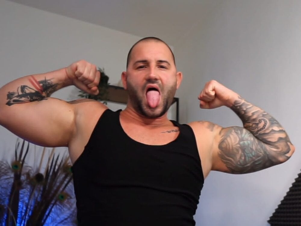 moonjoey's Offline XXX Chat