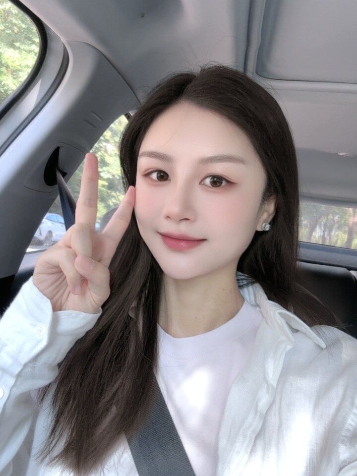 pornos.live forzen-baby livesex profile in brown-hair cams