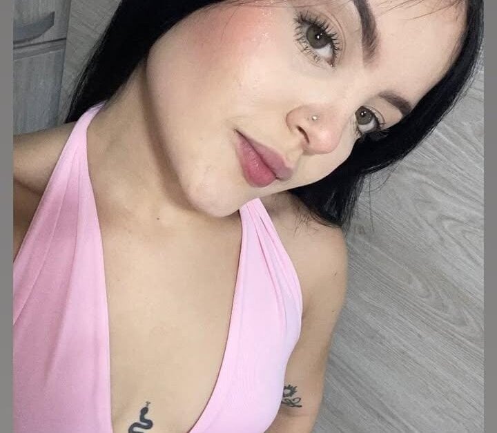 sexcam-girls.com _aurent_sara livesex profile in spanish cams