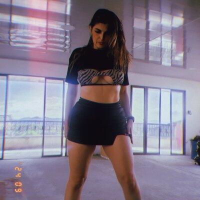 Lizzymontanaa private show