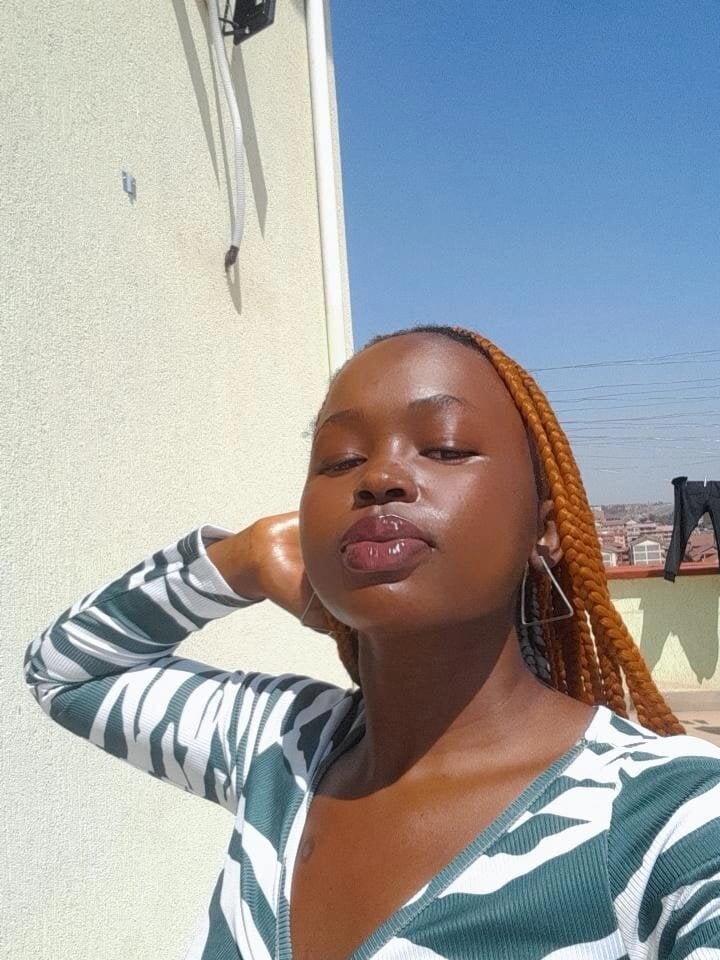 Sexytarah profile