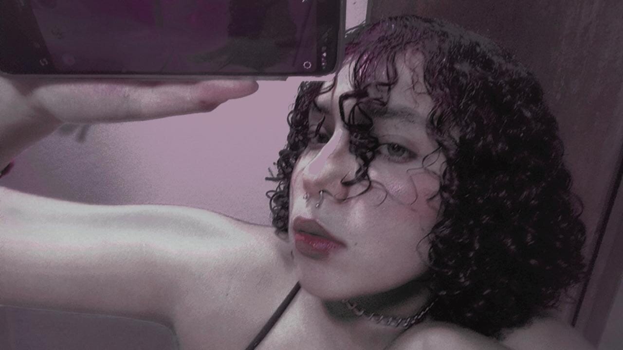 Meave_bx