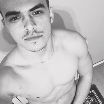 Show_boy_97 Male Masturbation Striptease Webcam