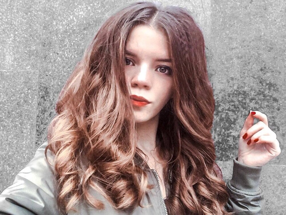 elivecams.com mira-moon livesex profile in somewhere-on-that-planet cams