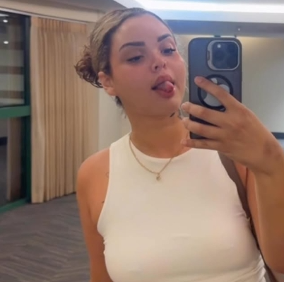 55555Foxxy's Offline XXX Chat