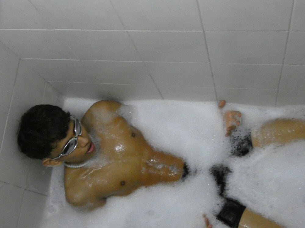 Maudemon_sexy