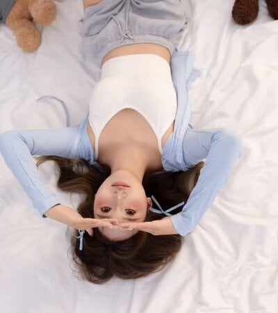Tylbaby Female Upskirtteens Online Cam Striptease