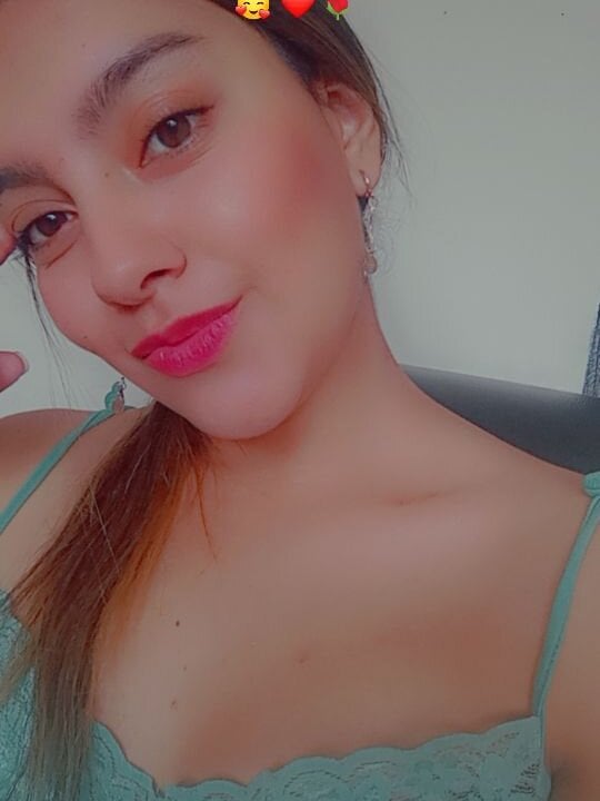 stripchat sexy_nayra_student webcam profile pic via sexlivecamsites.com