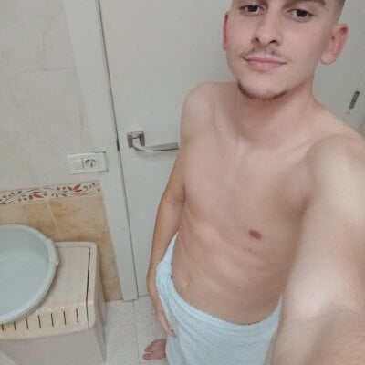 Luiscontigo6969 - Stripchat Boy 