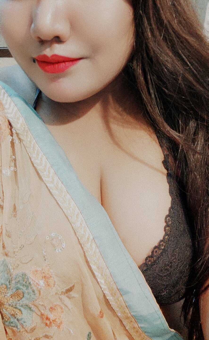 Naaz1003