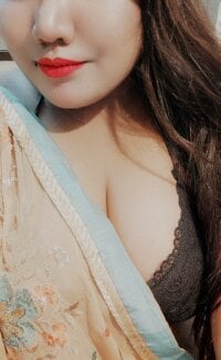 Naaz1003's webcam live show