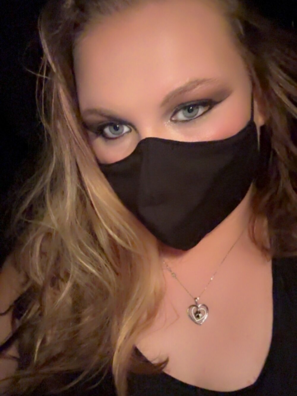 pornsexycams.com comeinnym livesex profile in bisexual cams