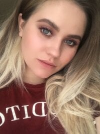 AsminaAvaeva's Offline Chat Room