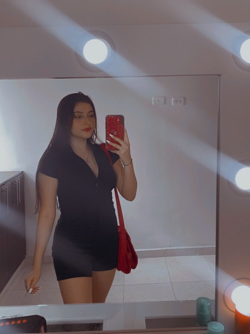 esmeralda_colllins profile