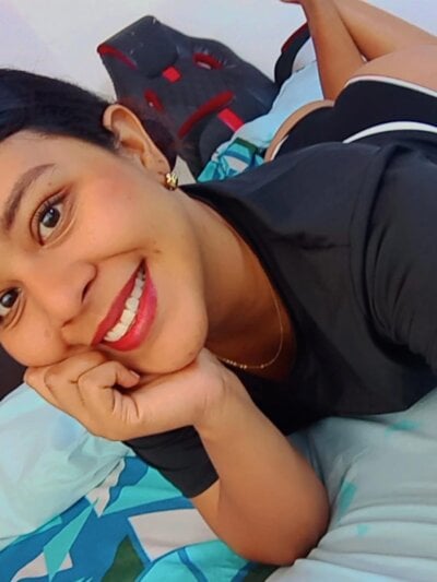 _Vale21_ Female C2c Online Webcam Nude