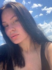 Margo-777's Offline Chat Room