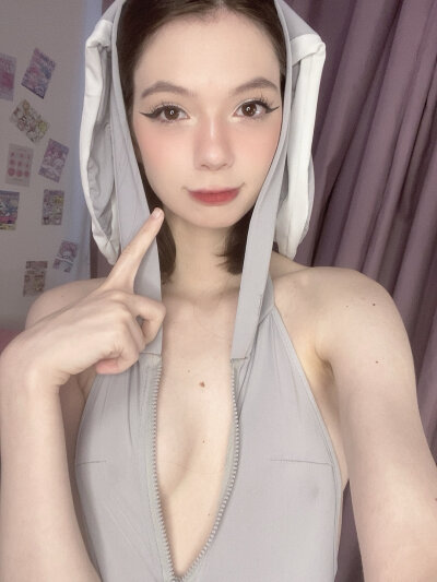 darkwillow228 from stripchat