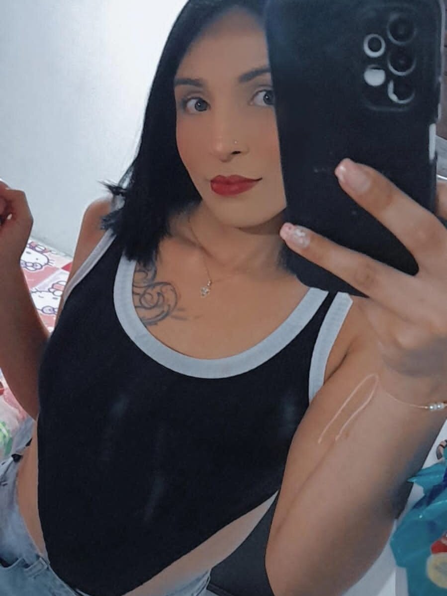 BabyLipsTGirl