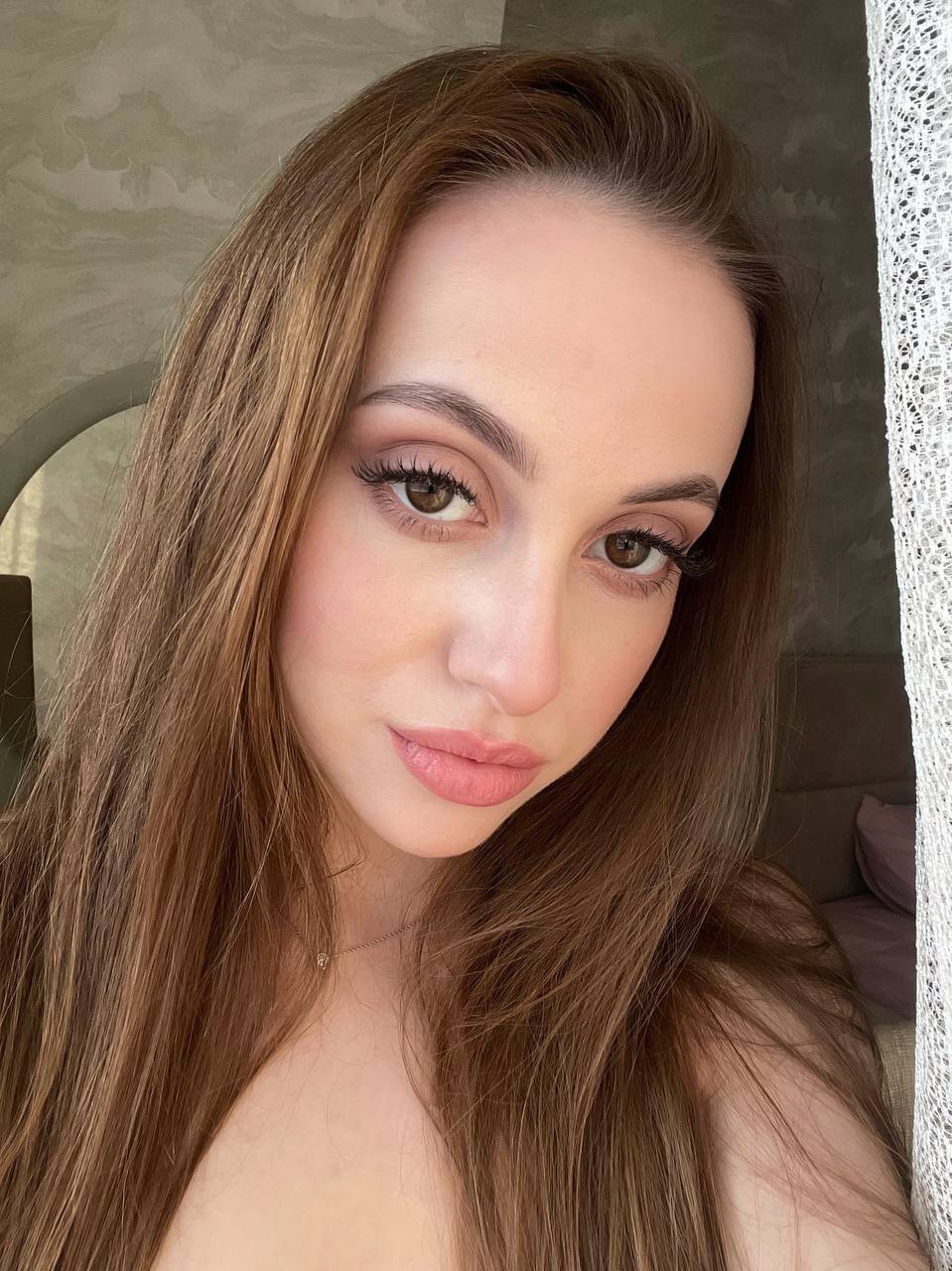 EleneHazle